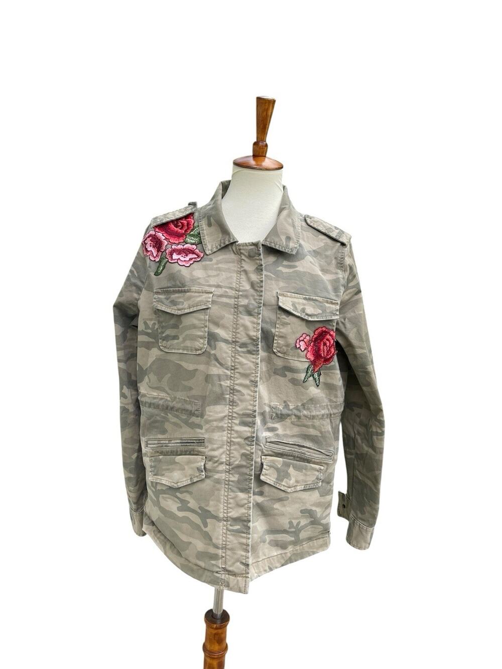 True Craft Utility Jacket Tan/Green Camo Floral Embroidered Zip Snap Pockets L